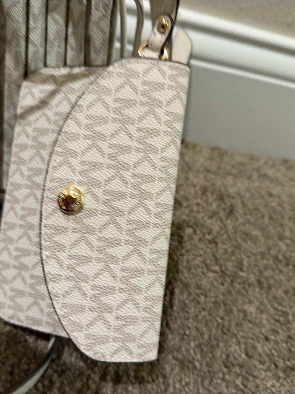 Michael Kors Cream Textured Mini Drawstring Bucket Bag with Top Handle - Picture 3 of 4